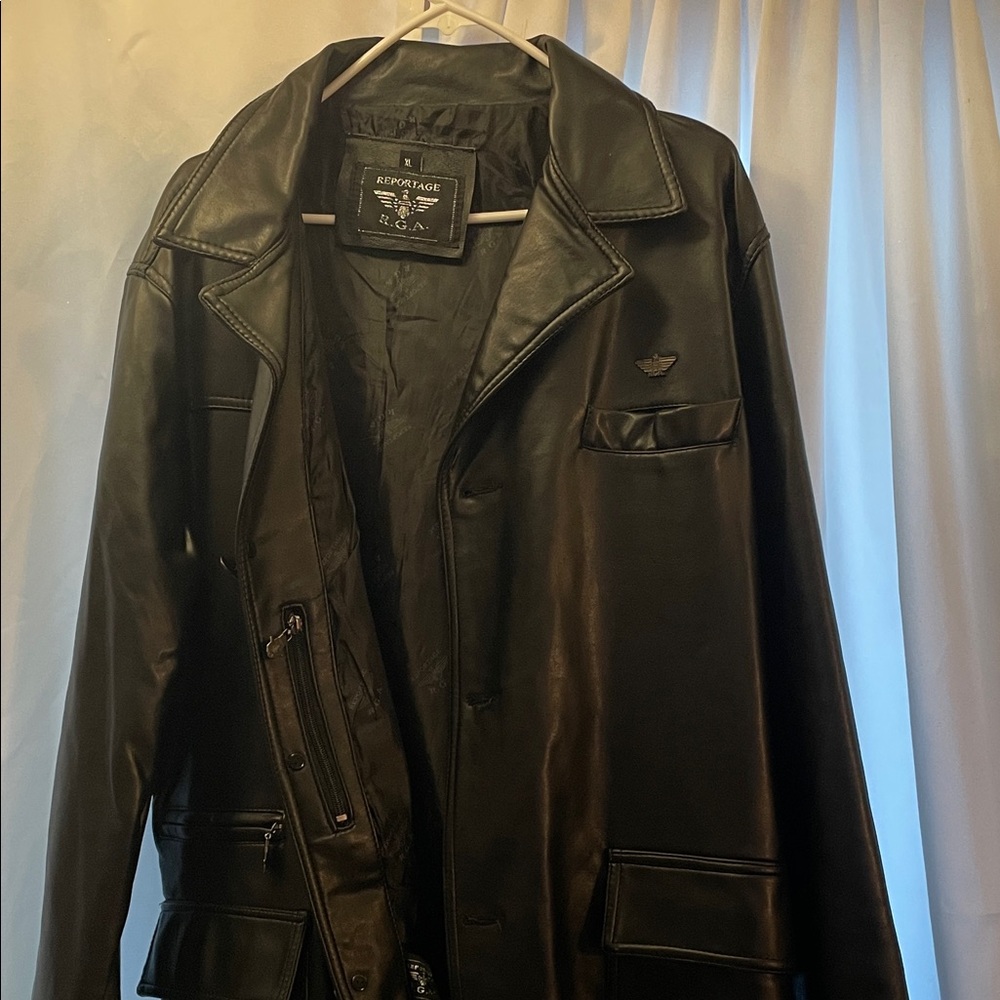 The Great China Wall Men's Black Leather Jacket - Picture 6 of 6